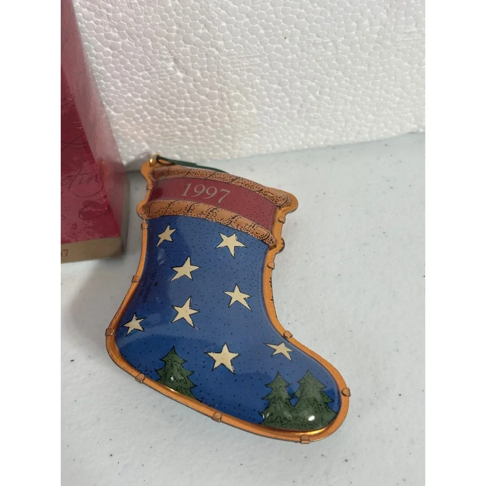 Hallmark Keepsake Ornament Daughter‎ Pressed Tin Dated 1997 Christmas Stocking